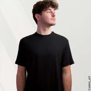 T-Shirt uomo Carbonio. Colore nero. Manica corta