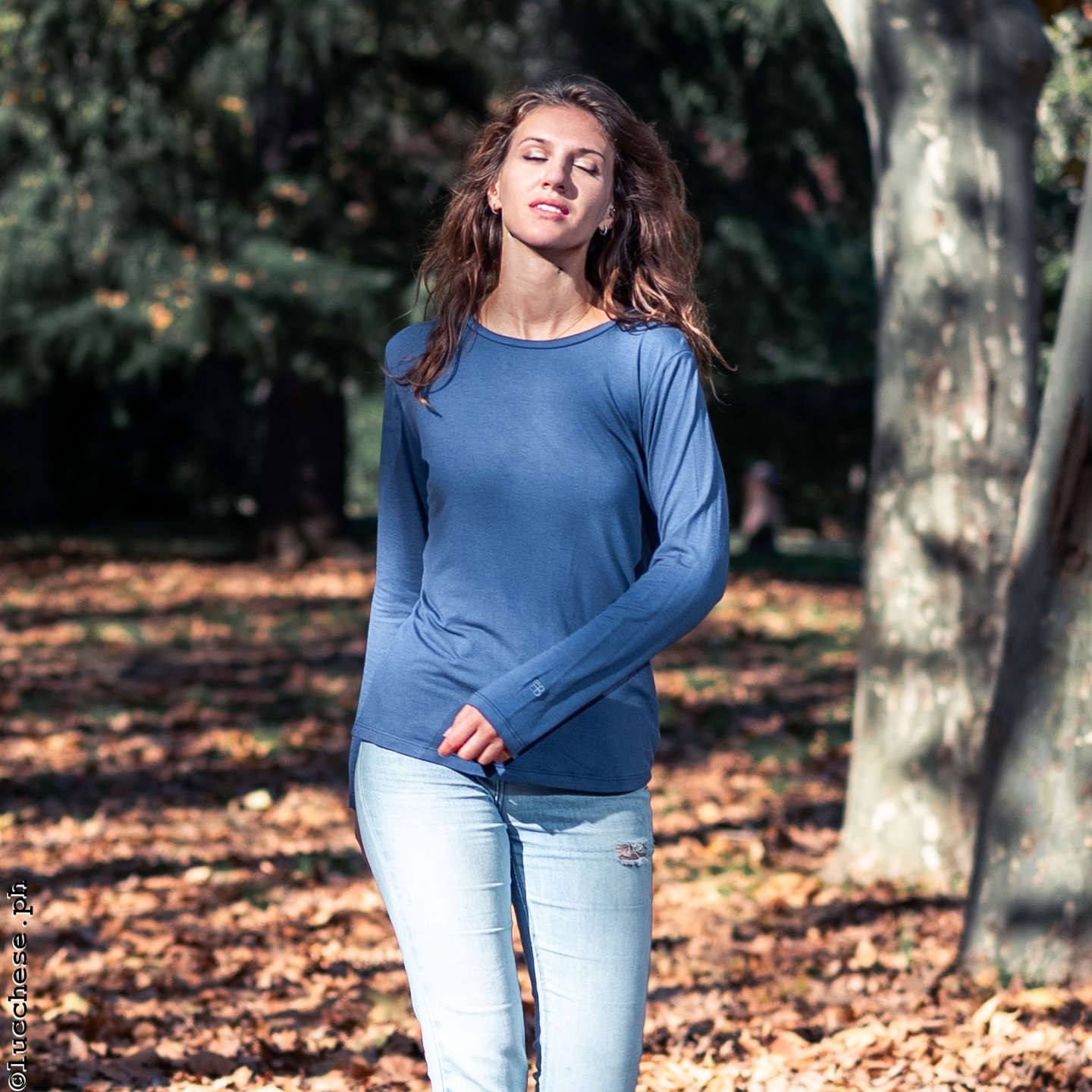 Soy women's shirt. Air force blue colour. Long sleeve. Eco-friendly and organic